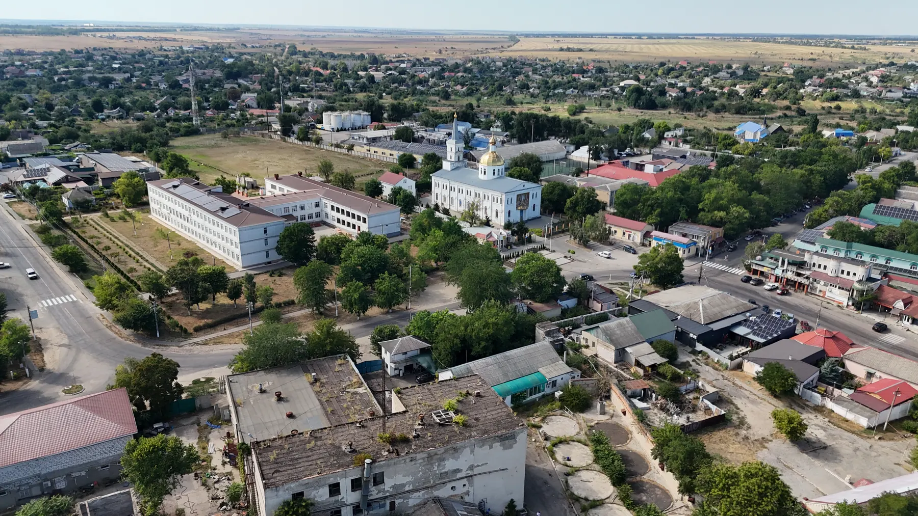 Центр Великодолинського